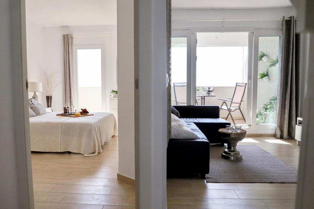 Direct Sea View- Bilbil Sunrise! Apartment Беналмадена Екстериор снимка