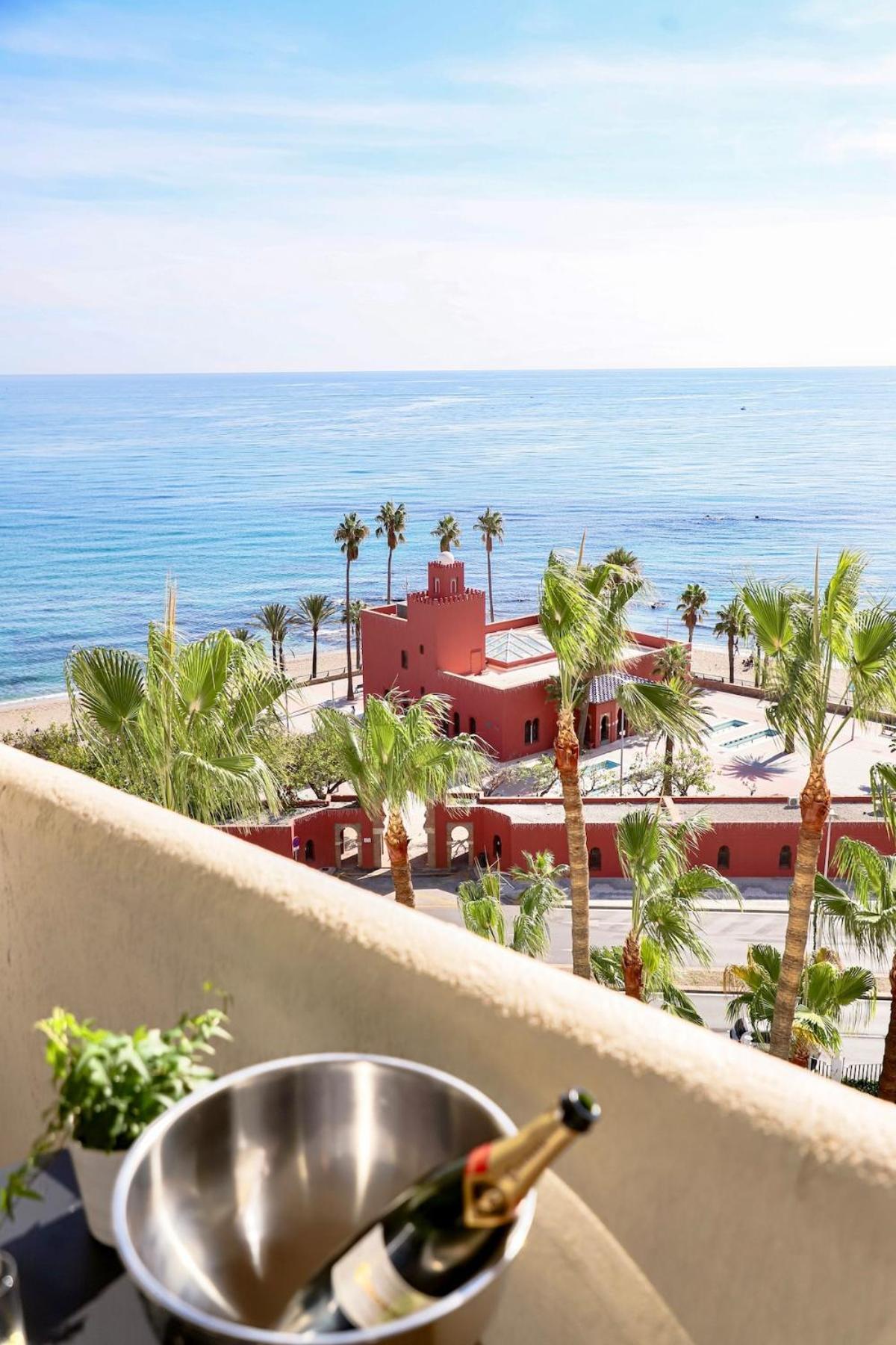 Direct Sea View- Bilbil Sunrise! Apartment Беналмадена Екстериор снимка