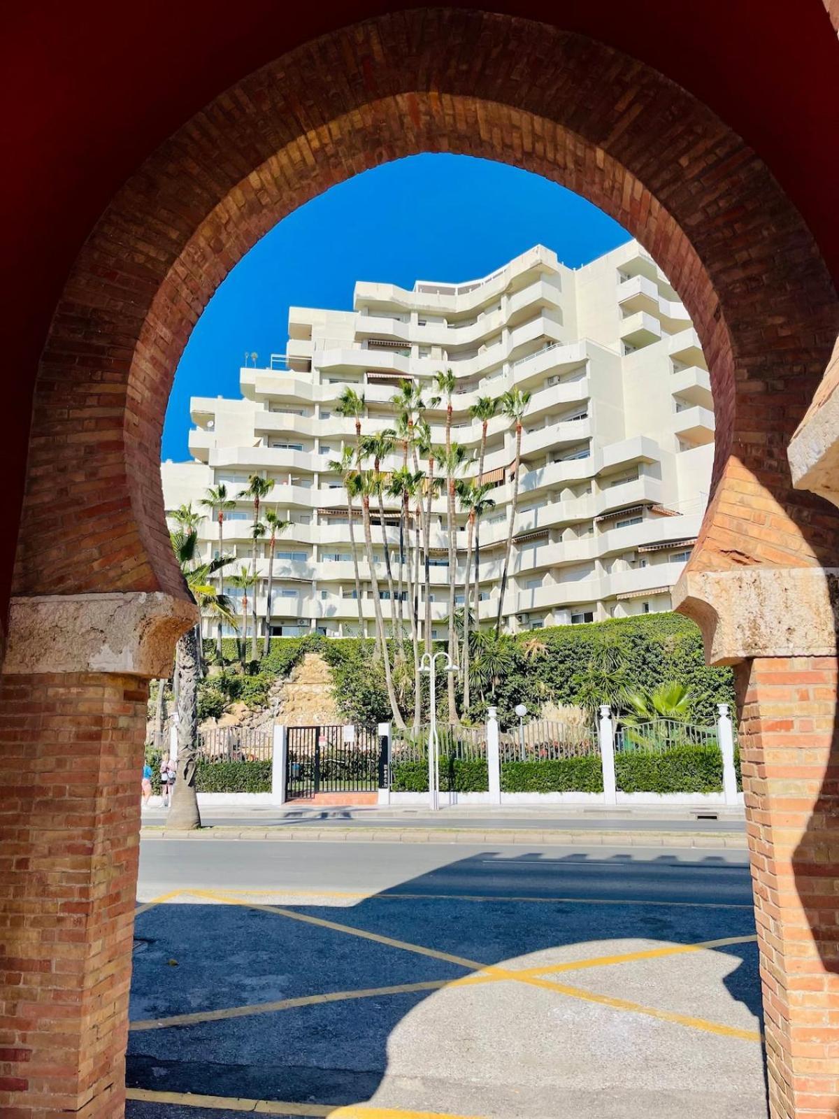 Direct Sea View- Bilbil Sunrise! Apartment Беналмадена Екстериор снимка